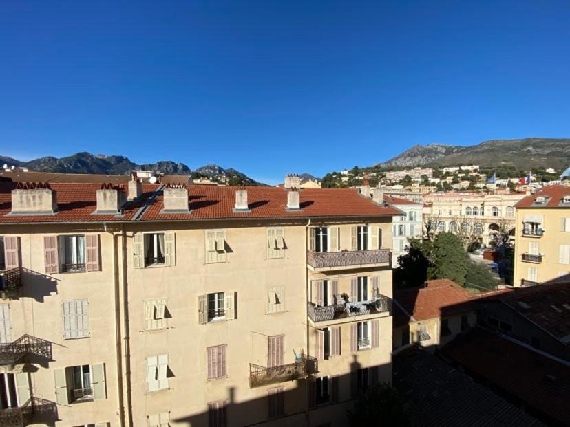 "Dans Les Toits De La Ville" Plein Centre Et Mer Menton Exterior photo