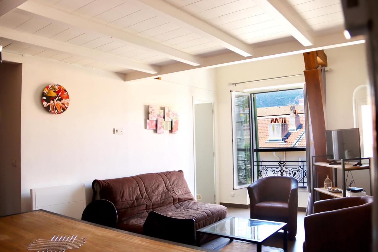 "Dans Les Toits De La Ville" Plein Centre Et Mer Menton Exterior photo
